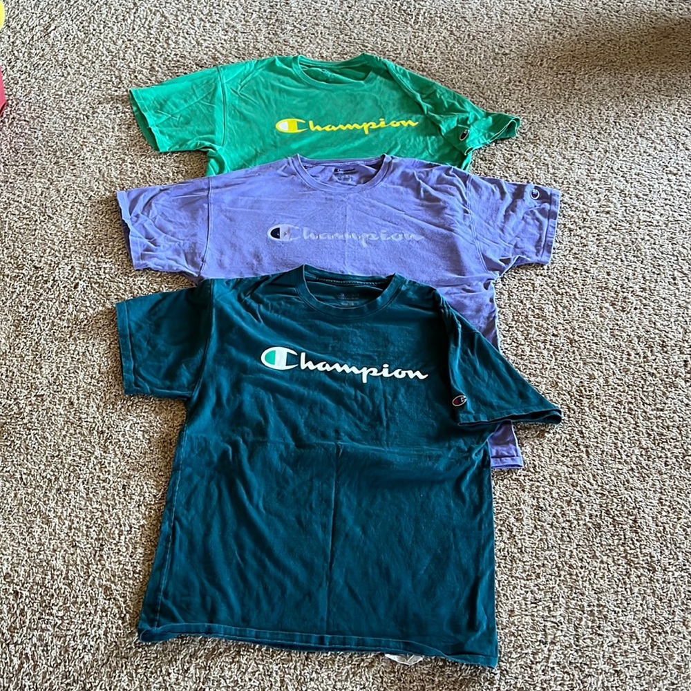 Bundle of 3 Champion t-shirts. Men’s large.